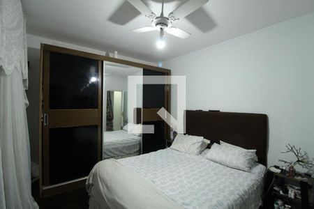 Casa à venda com 240m², 4 quartos e 4 vagasSuíte