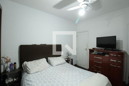 Casa à venda com 240m², 4 quartos e 4 vagasSuíte