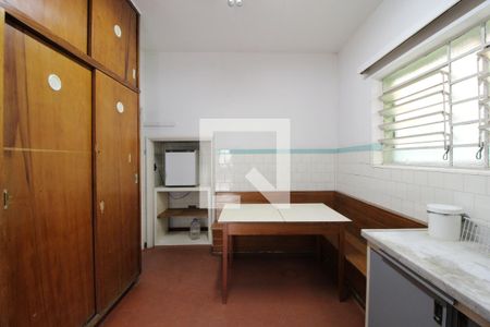 Casa à venda com 290m², 4 quartos e 4 vagasCozinha