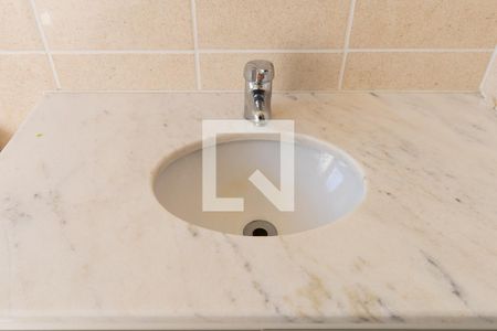 Casa de condomínio à venda com 150m², 4 quartos e 6 vagasBanheiro