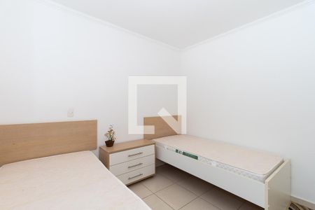 Casa de condomínio à venda com 150m², 4 quartos e 6 vagasQuarto 2