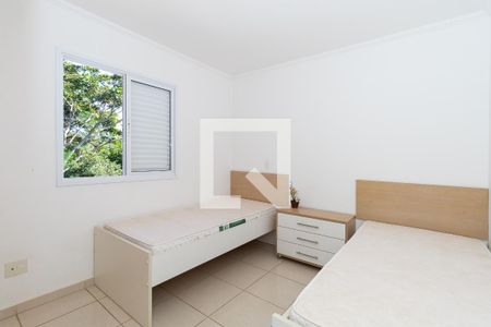 Casa de condomínio à venda com 150m², 4 quartos e 6 vagasQuarto 2