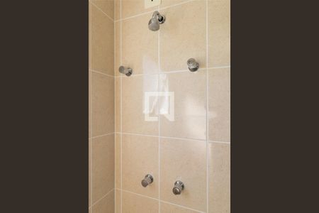 Casa de condomínio à venda com 150m², 4 quartos e 6 vagasBanheiro