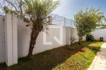 Casa de condomínio à venda com 150m², 4 quartos e 6 vagasÁrea Externa