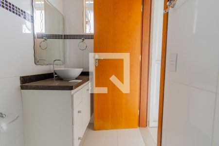 Casa à venda com 136m², 3 quartos e 4 vagas Casa à venda com 136m², 3 quartos e 4 vagasBanheiro da Suíte