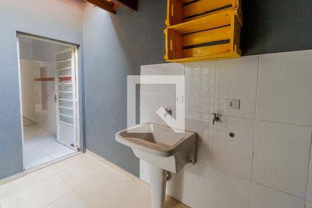 Casa à venda com 136m², 3 quartos e 4 vagas Casa à venda com 136m², 3 quartos e 4 vagasÁrea de Serviço