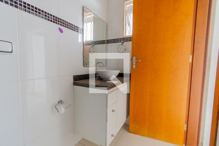 Casa à venda com 136m², 3 quartos e 4 vagas Casa à venda com 136m², 3 quartos e 4 vagasBanheiro da Suíte