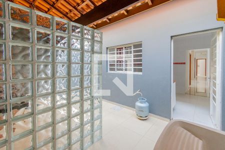 Casa à venda com 136m², 3 quartos e 4 vagas Casa à venda com 136m², 3 quartos e 4 vagasÁrea de Serviço