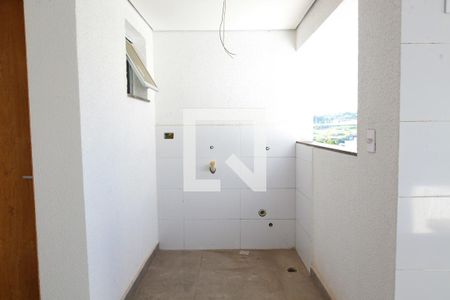 Apartamento à venda com 140m², 3 quartos e 2 vagas Apartamento à venda com 140m², 3 quartos e 2 vagasCobertura Lavanderia