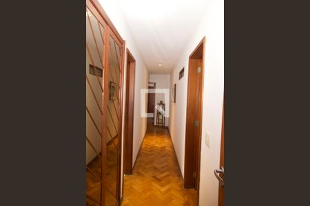 Apartamento à venda com 191m², 3 quartos e 2 vagas Apartamento à venda com 191m², 3 quartos e 2 vagasCorredor