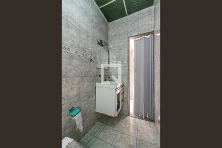 Apartamento à venda com 60m², 2 quartos e sem vaga Apartamento à venda com 60m², 2 quartos e sem vagaBanheiro