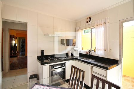 Casa à venda com 193m², 3 quartos e 4 vagasCozinha