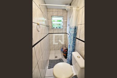 Casa à venda com 193m², 3 quartos e 4 vagasBanheiro do Quarto 3 - Suíte