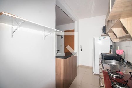 Apartamento à venda com 43m², 2 quartos e 1 vaga Apartamento à venda com 43m², 2 quartos e 1 vagaCozinha e Área de Serviço