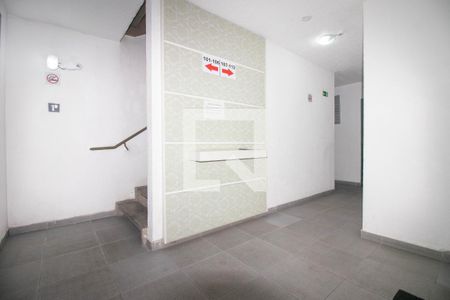 Apartamento à venda com 43m², 2 quartos e 1 vaga Apartamento à venda com 43m², 2 quartos e 1 vagaHall de Entrada