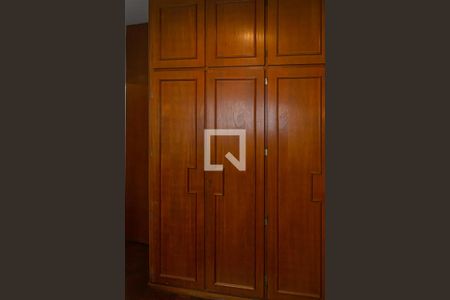 Apartamento à venda com 240m², 3 quartos e 2 vagasQuarto 1 - Suite