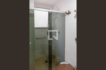 Apartamento à venda com 240m², 3 quartos e 2 vagasBanheiro da Suíte 1