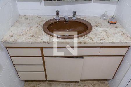 Apartamento à venda com 240m², 3 quartos e 2 vagasBanheiro da Suíte 3