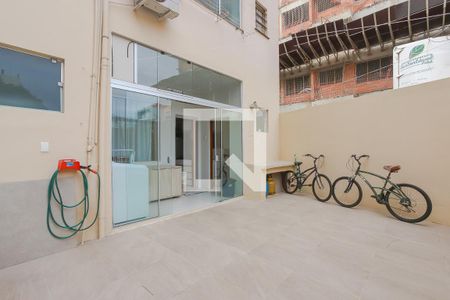 Apartamento à venda com 140m², 3 quartos e sem vaga Apartamento à venda com 140m², 3 quartos e sem vagaPátio