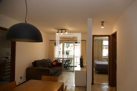 Sala de apartamento para alugar com 1 quarto, 62m² em Ipanema, Rio de Janeiro