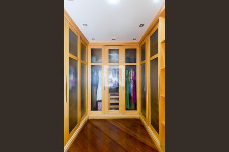 Casa à venda com 592m², 3 quartos e 5 vagasCloset da suíte 3