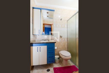 Casa à venda com 592m², 3 quartos e 5 vagasBanheiro da Suíte 1