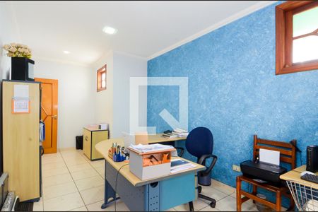 Casa à venda com 592m², 3 quartos e 5 vagasQuarto Extra Reversível - Escritório