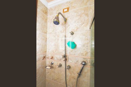 Casa à venda com 592m², 3 quartos e 5 vagasBanheiro da Suíte 2