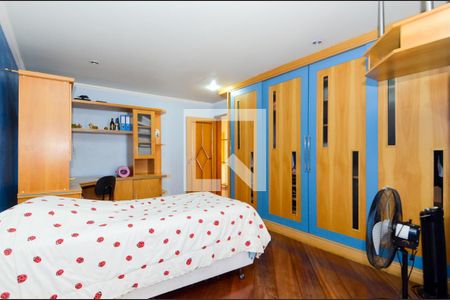 Casa à venda com 592m², 3 quartos e 5 vagasQuarto 1 - Suíte