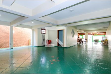 Casa à venda com 592m², 3 quartos e 5 vagasGaragem