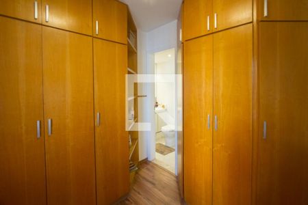 Apartamento à venda com 175m², 4 quartos e 3 vagasSuíte 2