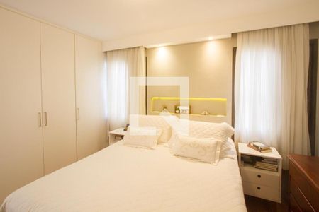 Apartamento à venda com 175m², 4 quartos e 3 vagasSuíte 1