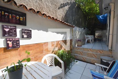 Casa à venda com 100m², 3 quartos e sem vagaQuintal