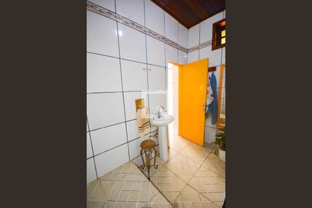 Casa à venda com 100m², 3 quartos e sem vagaBanheiro