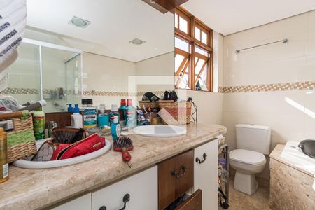 Casa para alugar com 300m², 3 quartos e 5 vagasBanheiro da Suíte 1