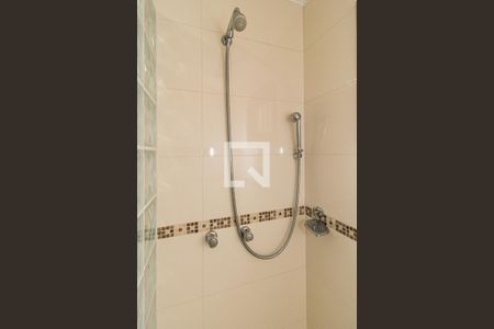 Casa para alugar com 300m², 3 quartos e 5 vagasLavabo