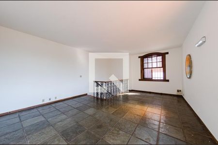 Casa à venda com 315m², 4 quartos e 3 vagasSala 2