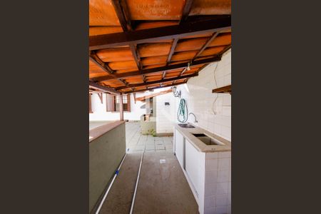 Casa à venda com 315m², 4 quartos e 3 vagasQuintal