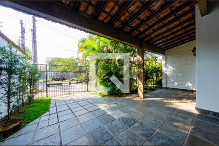 Casa à venda com 315m², 4 quartos e 3 vagasGaragem