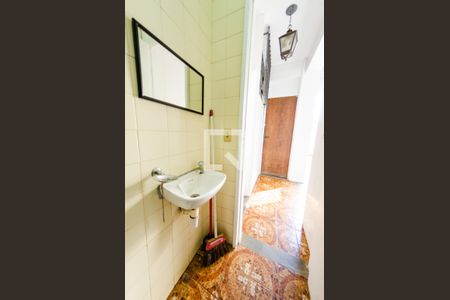 Casa à venda com 315m², 4 quartos e 3 vagasBanheiro de serviço