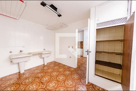 Casa à venda com 315m², 4 quartos e 3 vagasÁrea de serviço