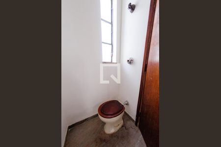 Casa à venda com 315m², 4 quartos e 3 vagasLavabo