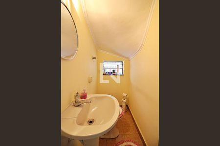 Casa à venda com 175m², 3 quartos e 2 vagasLavabo