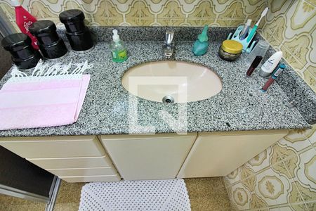 Casa à venda com 175m², 3 quartos e 2 vagasBanheiro Social