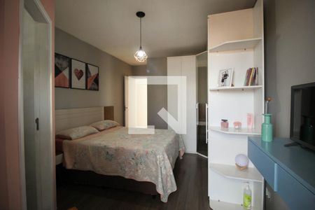 Casa à venda com 200m², 3 quartos e 2 vagas Casa à venda com 200m², 3 quartos e 2 vagasQuarto Suíte