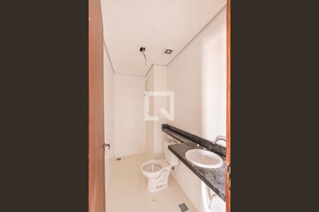 Apartamento à venda com 38m², 2 quartos e 1 vaga Apartamento à venda com 38m², 2 quartos e 1 vagaBanheiro Social