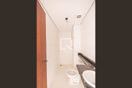 Apartamento à venda com 38m², 2 quartos e 1 vaga Apartamento à venda com 38m², 2 quartos e 1 vagaBanheiro Social