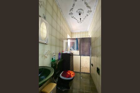 Casa à venda com 429m², 3 quartos e 2 vagasBanheiro