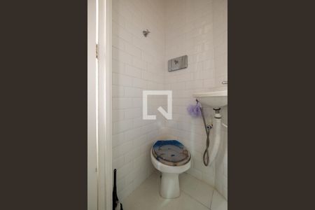 Apartamento à venda com 78m², 3 quartos e sem vaga Apartamento à venda com 78m², 3 quartos e sem vagaBanheiro de serviço