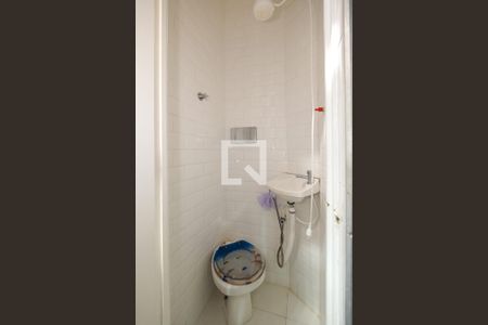 Apartamento à venda com 78m², 3 quartos e sem vaga Apartamento à venda com 78m², 3 quartos e sem vagaBanheiro de serviço